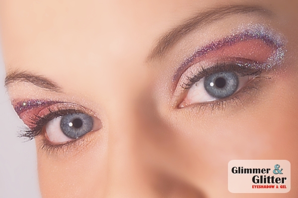 GLIMMER & GLITTER Eyeshadow
Purpur - Silver - Snow white